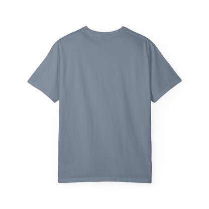T-Shirt — Minimal 'Be Kind' Wave Chest Graphic, Soft Pastel Tee